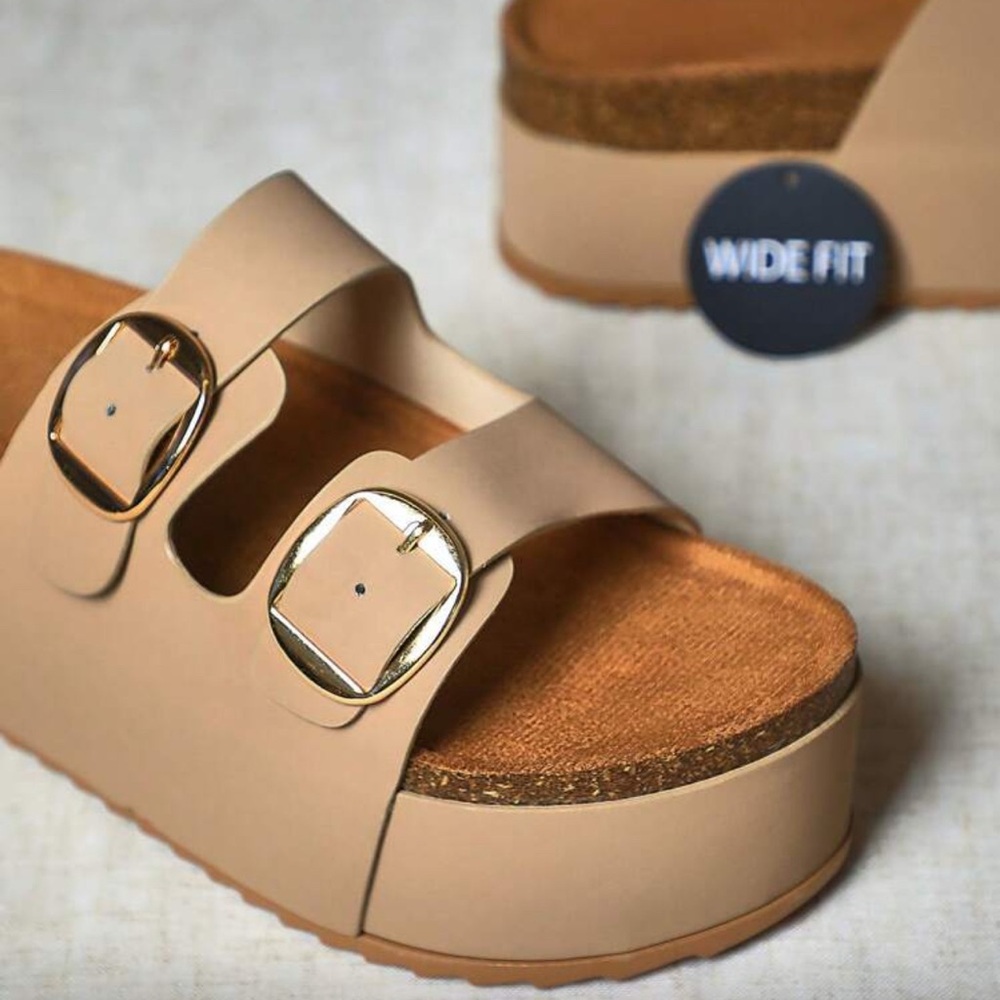 NEW Wide Fit Tan Sandals with Gold Buckles